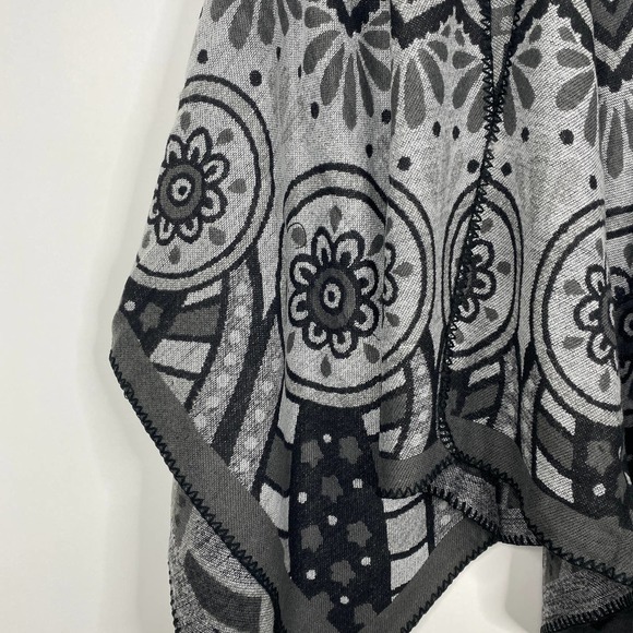 NEW Boho Southwest Ruana Oversized Open Wrap Poncho Blanket Scarf - Picture 5 of 9